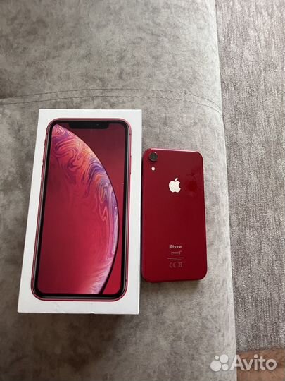 Телефон iPhone XR