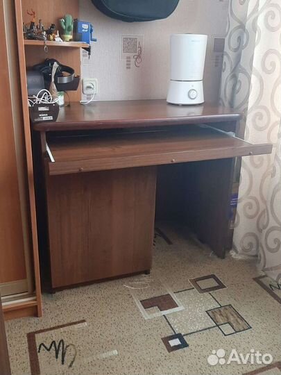Компьютерный столик бу