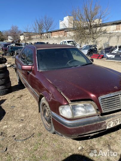 Mercedes w202 c200 двигатель 2.0 МКПП