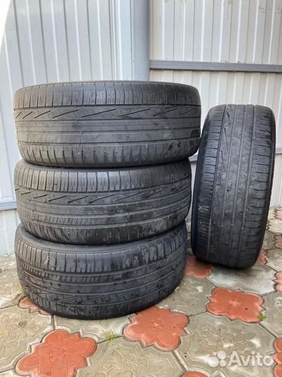 Goodyear Eagle RS-A2 245/45 R19