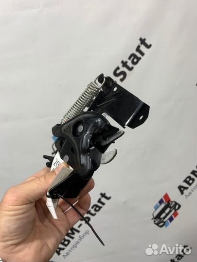 Замок капота правый Bmw 320I F30 N20B20B 2013