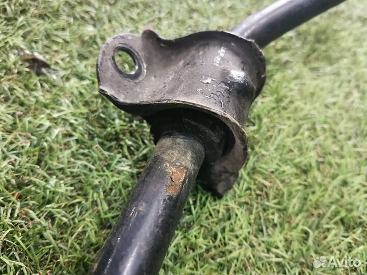 Стабилизатор задний Volvo V70