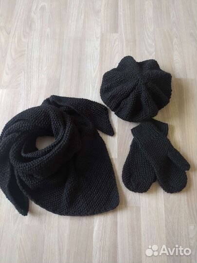 Женский берет