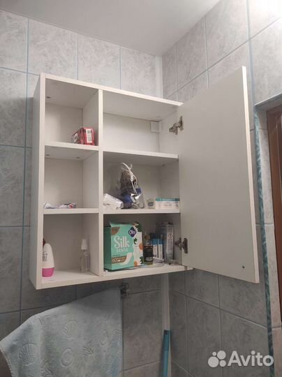 Полка настенная белая