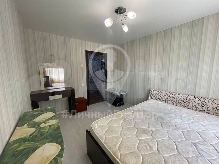 4-к. квартира, 78,9 м², 1/3 эт.