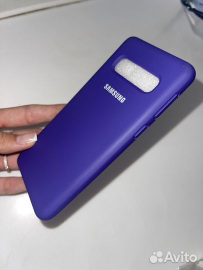 Чехол на Samsung S10