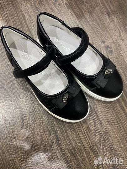 Туфли для девочки 28