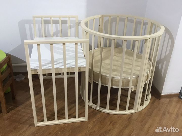 Детская кроватка трансформер с маятником б/у