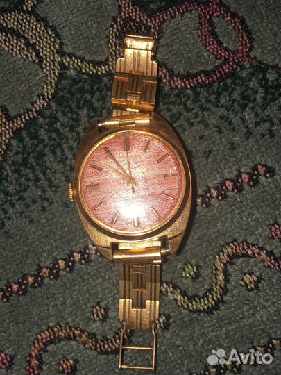 Часы позолоченные СССР