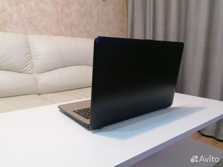Ноутбук Asus для игр работы и учебы 4 ядра