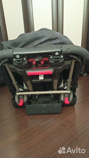 Коляска автокресло авиакресло