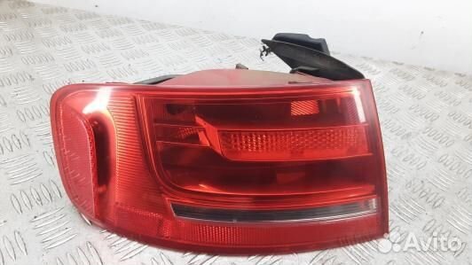 Фонарь задний левый audi A4 B8 (7NI08MX01)