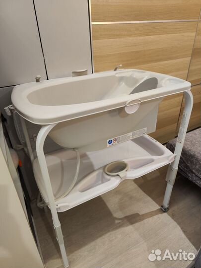 Пеленальный столик с ванной Jane
