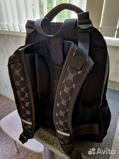 Школьный рюкзак