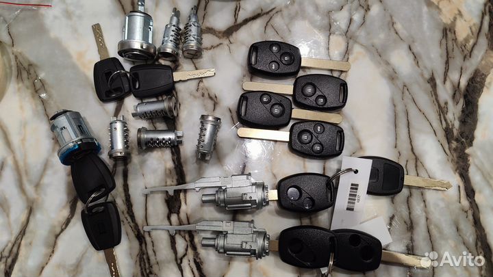 Личинка замка зажигания Citroen Peugeot Fiat