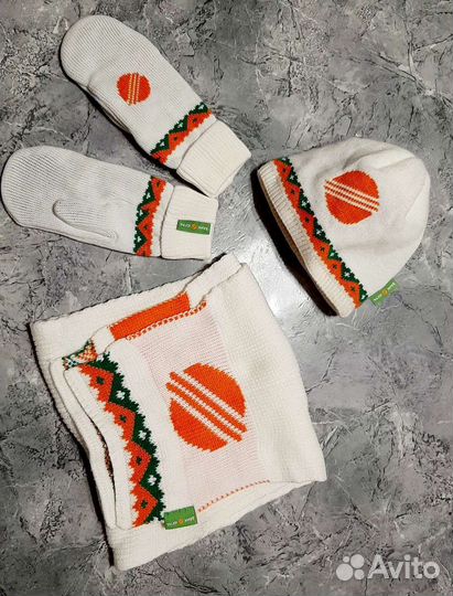 Шапка шарф и варежки зимние новые