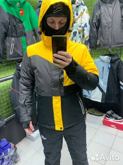 Горнолыжный костюм the north face желтый