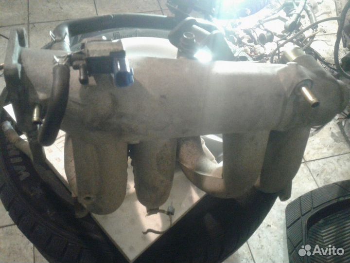 Коллектор впускной Nissan Almera Classic