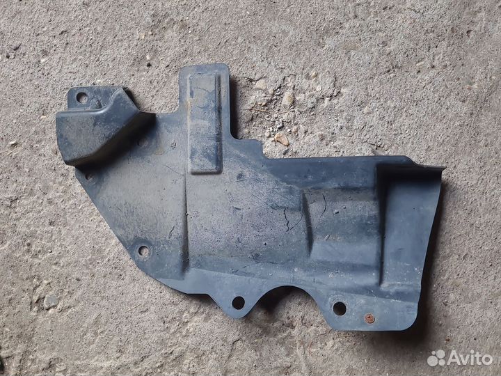 Пластик левый кашкай