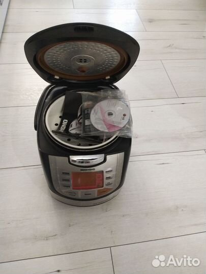 Мультиварка redmond rmc m70