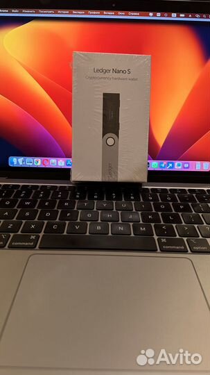 Ledger Nano S, не вскрытый