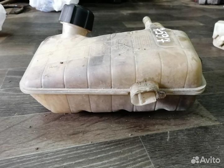 Бачок расширительный Рено Меган 2