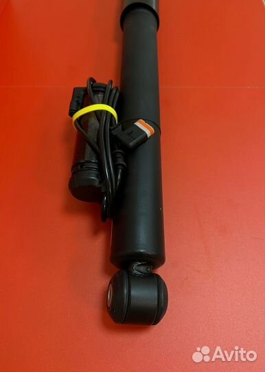 E-class W211 амортизатор задний с адс