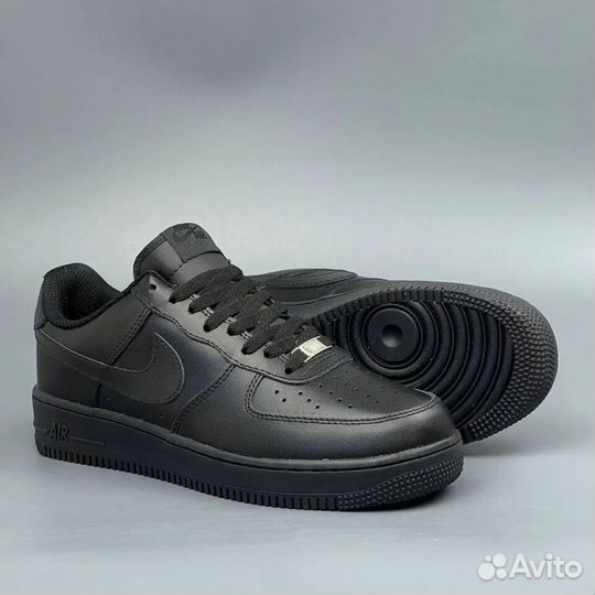 Nike Air Force 1 Black