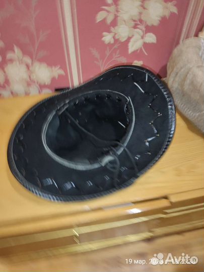 Ковбойская шляпа