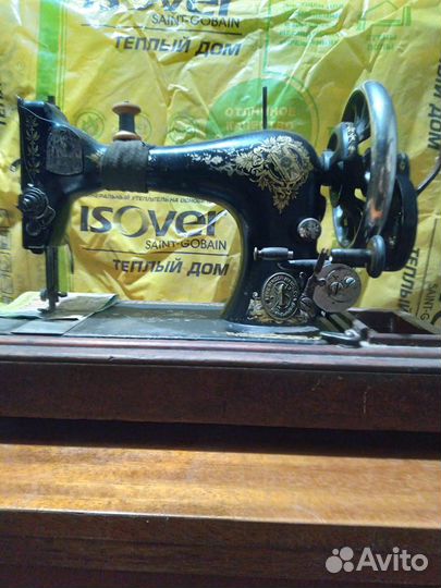 Швейная машинка