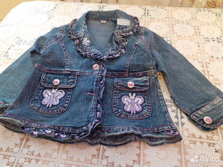 Джинсовый костюм новый для девочки