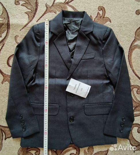 Пиджак новый р134, 140