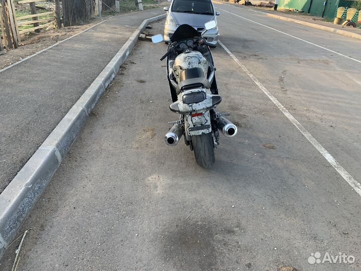 Kawasaki ZZR1100D