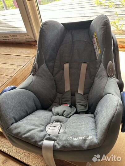 Автолюлька maxi cosi cabriofix 0+