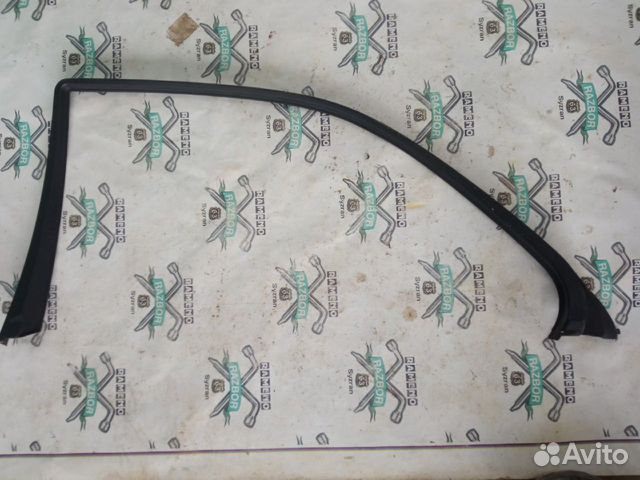 Накладка двери задней правой Mercedes-Benz W210