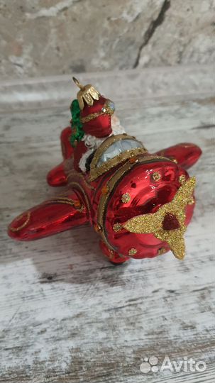 Елочная игрушка дед мороз в самолете