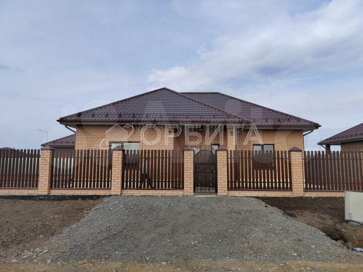 Дом 98 м² на участке 6,4 сот.