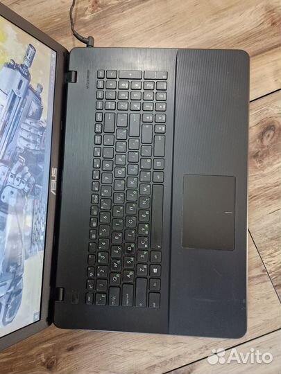 Мощный Asus/17.3/Core i3/SSD/OZU 6GB/GeForce 820m