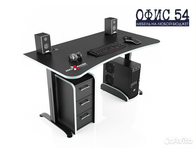 Игровой компьютерный стол