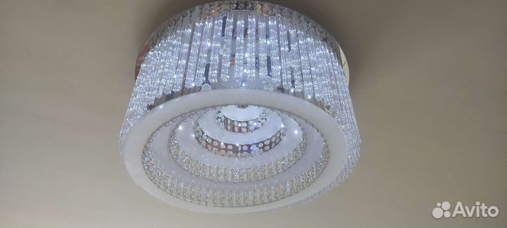 Люстра потолочная бу