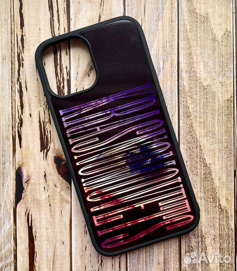 Чехол на iPhone (любой дизайн)