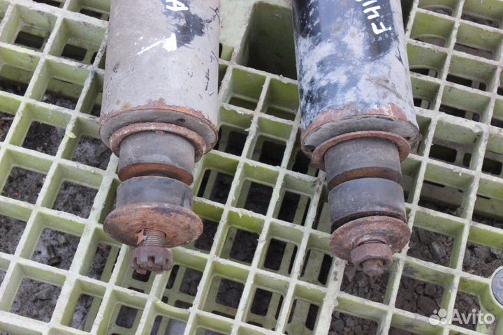 Амортизаторы передние шток-ухо Hyundai 5430055052