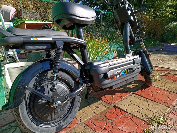 Электроскутер 48v/350w