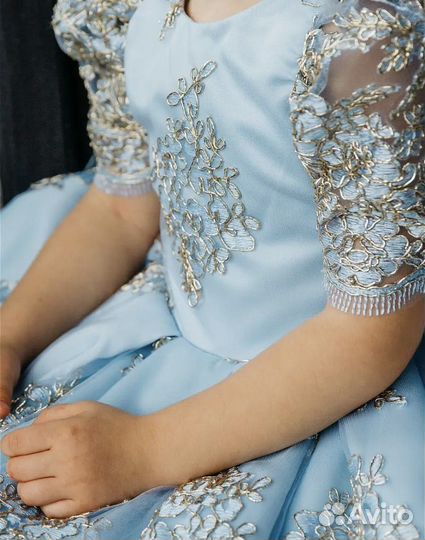 Вечернее платьедля девочки 104р