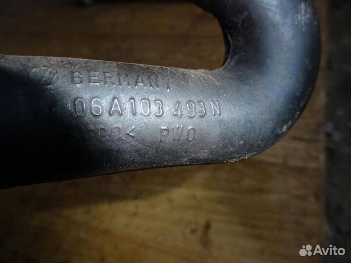 Шланг вентиляции картер. газов Volkswagen Bora A4