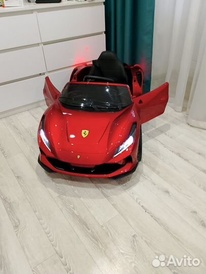 Детский электромобиль Феррари. бу