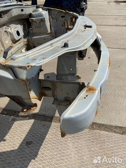 Передняя панель (Телевизор) Renault Logan седан