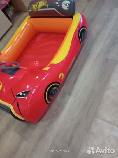 Электромобиль