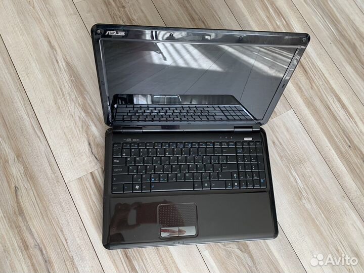 Ноутбук asus