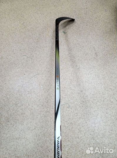 Клюшка хоккейная Bauer Hyperlite 2